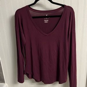 American Eagle long sleeve T, “soft and sexy.” Very soft and stretchy